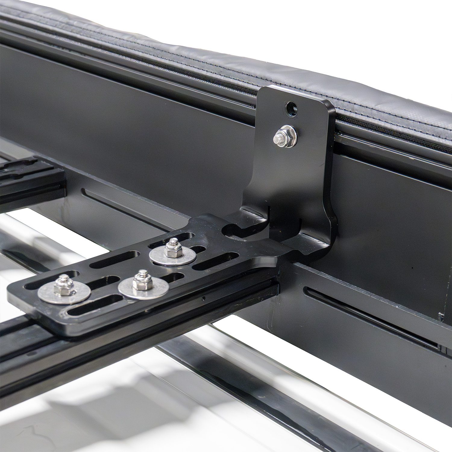 270 Awning Review: Peregrine PRO 6 270 Long Term Field Test
