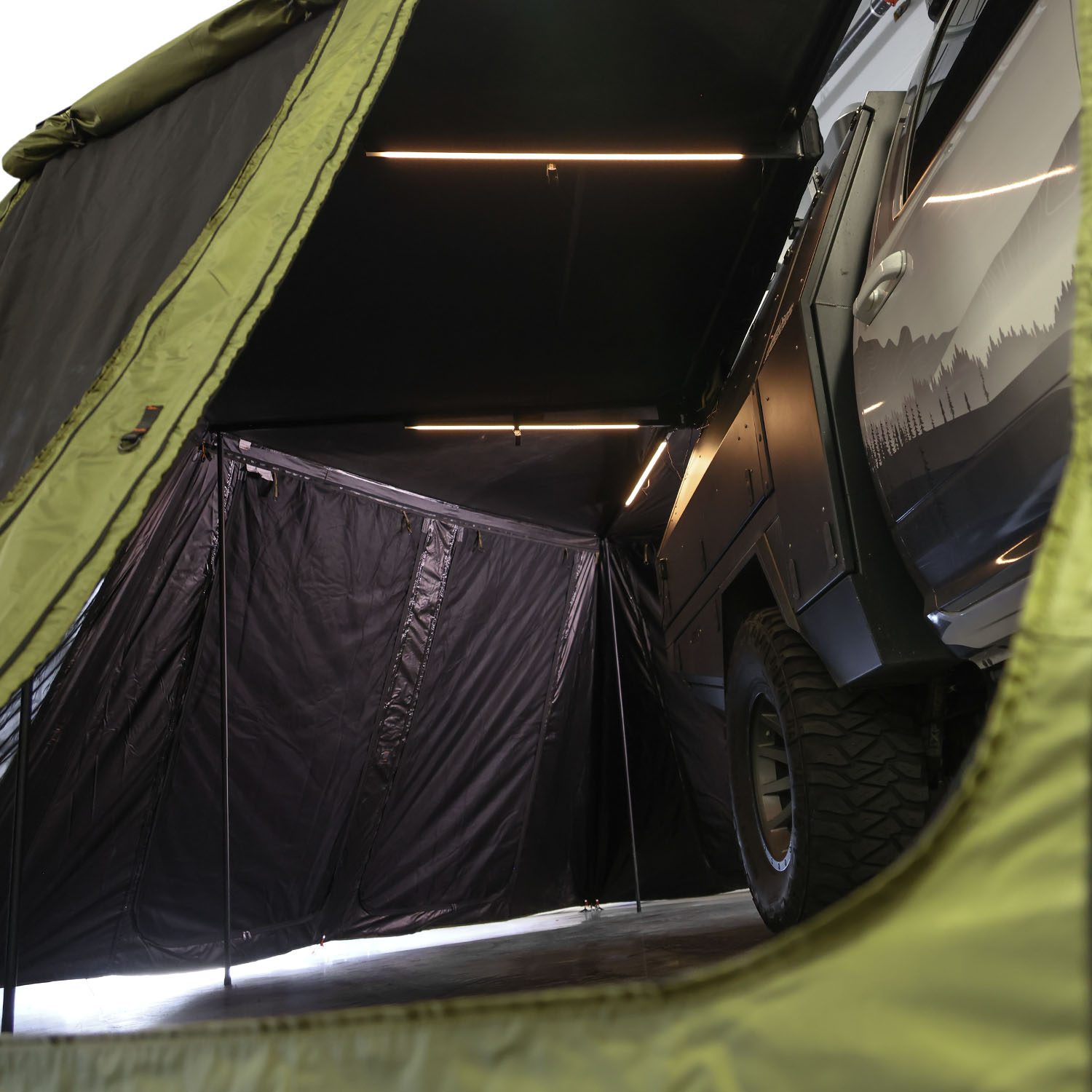 Peregrine PRO 5 Arm 270° Awning Side Panels - Left | 23ZERO